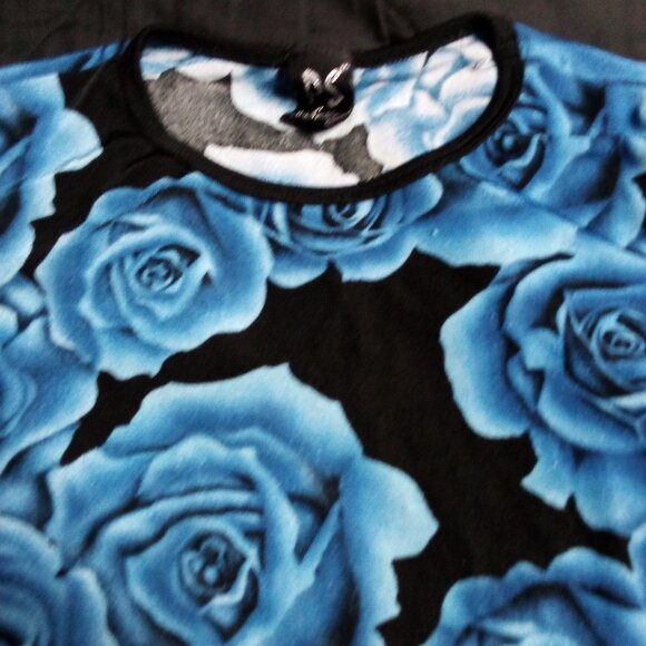 Vintage PerSeption Blue Rose Polyester Blouse Crop Top T-Shirt - Picture 1 of 5